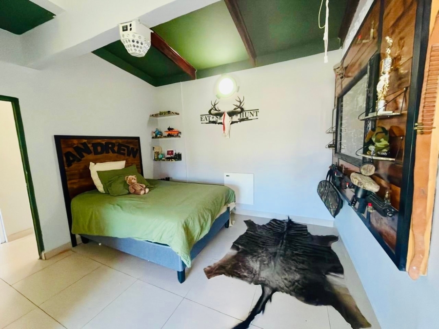 4 Bedroom Property for Sale in Roodewal Free State